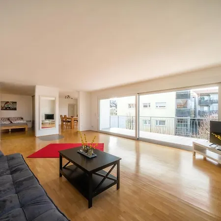 Homebase Bei Freiburg March Экстерьер фото